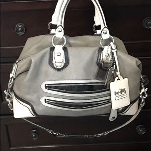 Coach Leather Purse - Excellent condition.